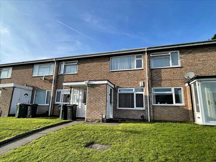 2 Bedroom Maisonette To Rent In Selby Close, Yardley, Birmingham, B26