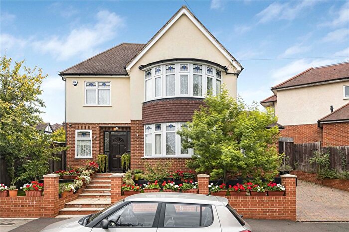 5 Bedroom Detached House For Sale In Fernside Avenue, London, NW7