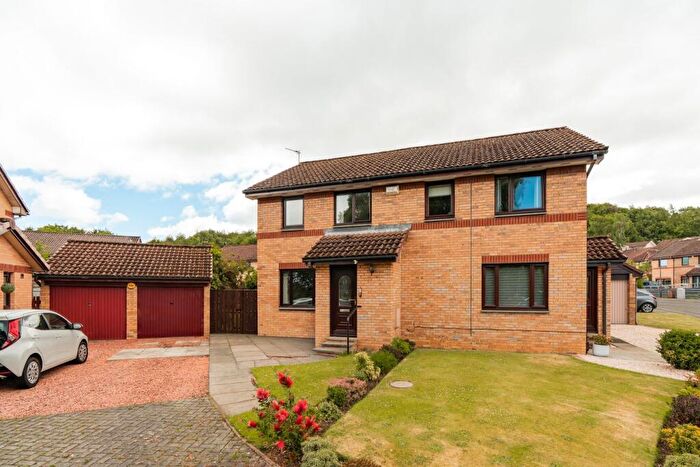 3 Bedroom Semi Detached House For Sale In Easthouses Way, Easthouses, Dalkeith, EH22
