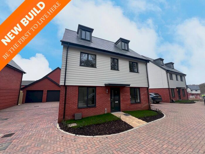 5 Bedroom Detached House To Rent In Stonyfield Road, Fareham, PO15