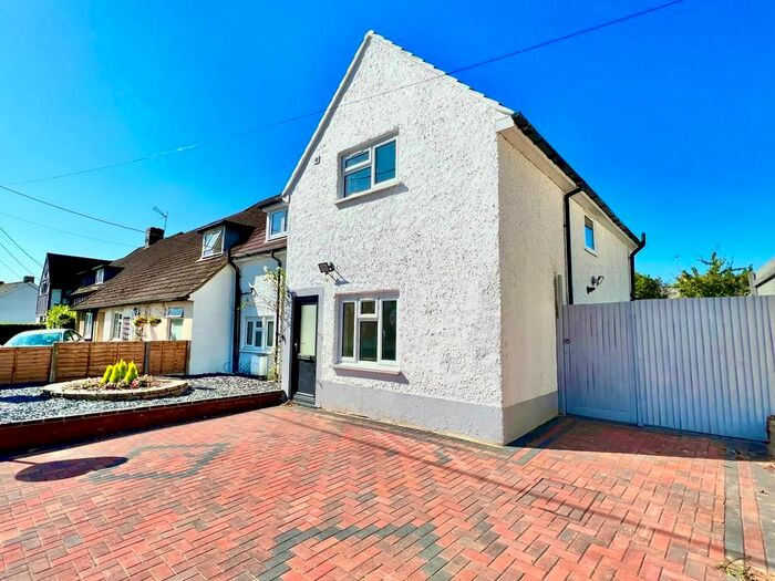 4 Bedroom End Of Terrace House To Rent In Frimley Green Road, Frimley Green, Camberley, GU16