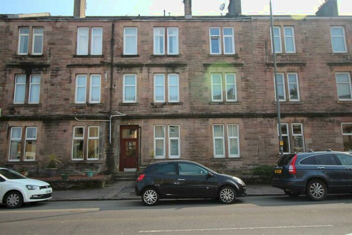 2 Bedroom Flat To Rent In Cardwell Road Gourock, PA19