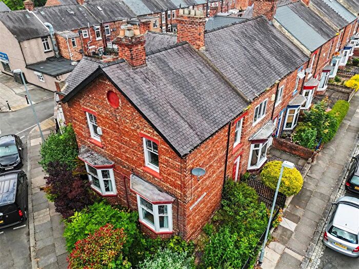 4 Bedroom End Terrace House For Sale In Trafalgar Terrace, Darlington, DL3