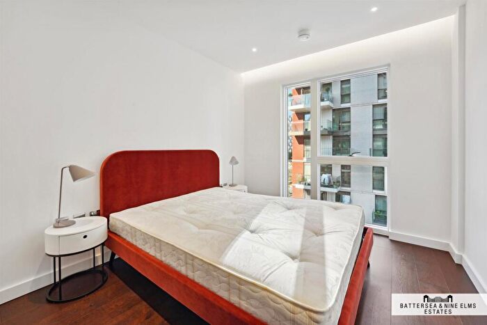 2 Bedroom Apartment To Rent In Senate Building, Lexington Gardens, SW11