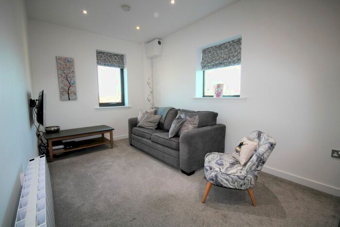 1 Bedroom Flat To Rent In Foss Place, York, YO31