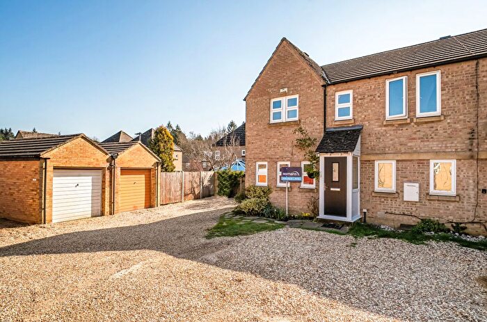 3 Bedroom End Terrace House For Sale In Sykes Cottages, Mallowdale Road, Bracknell, RG12