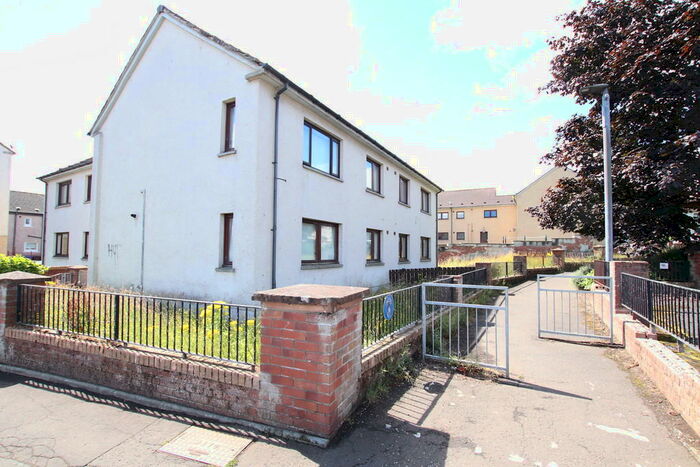 1 Bedroom Apartment To Rent In Thornhill Road, Hamilton, ML3