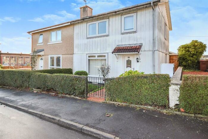 3 Bedroom Semi-Detached House To Rent In Greenwood Quadrant, Linnvale, G81