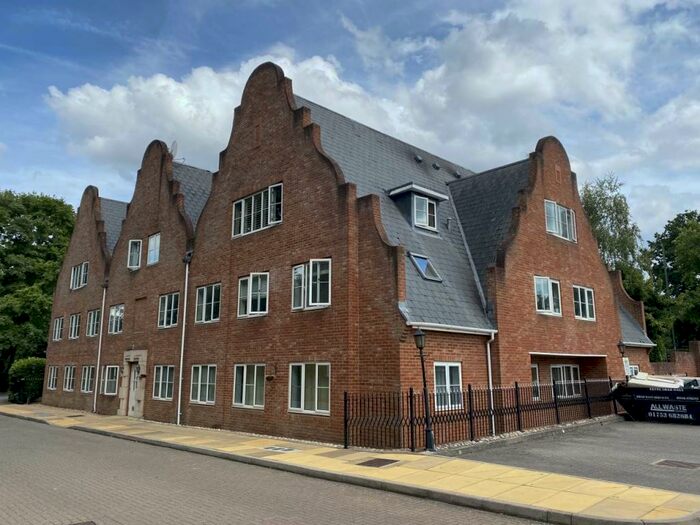 1 Bedroom Flat To Rent In Paddock House, Burleigh Road, Ascot, SL5