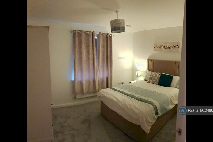 1 Bedroom Flat To Rent In John Street, Luton, LU1
