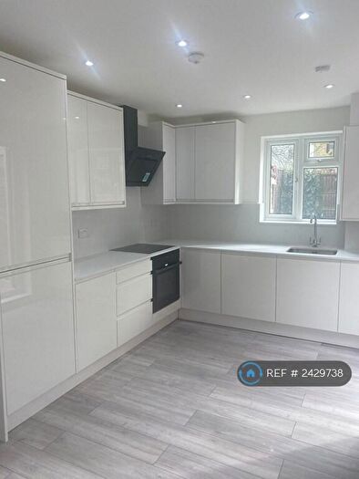 4 Bedroom Terraced House To Rent In Liddington Road, London, E15