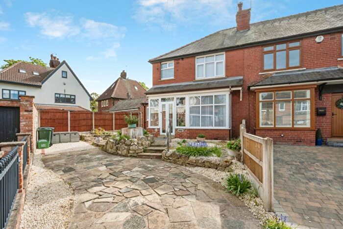 3 Bedroom Semi Detached House For Sale In Rockley Nook, Doncaster, South Yorkshire, DN2