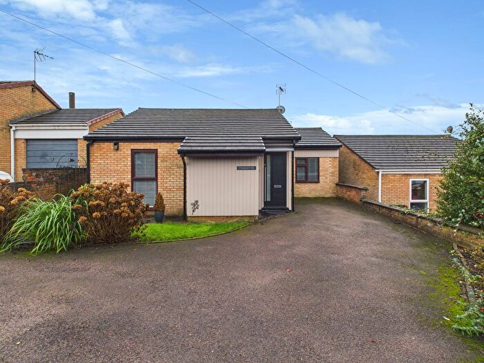 3 Bedroom Bungalow For Sale In Pillowell Road, Whitecroft, Lydney, GL15