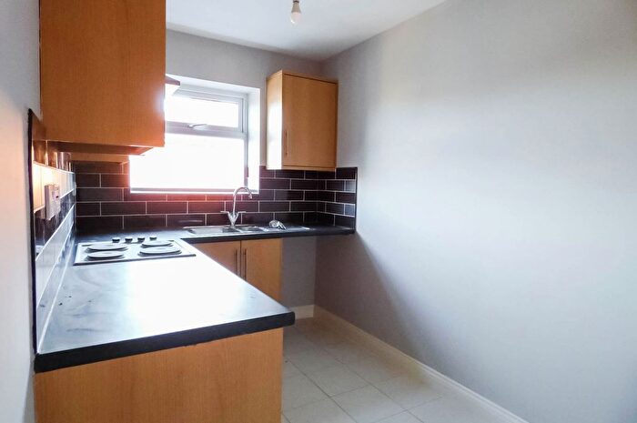 3 Bedroom Flat To Rent In Dereham Terrace, Stakeford, Choppington, NE62