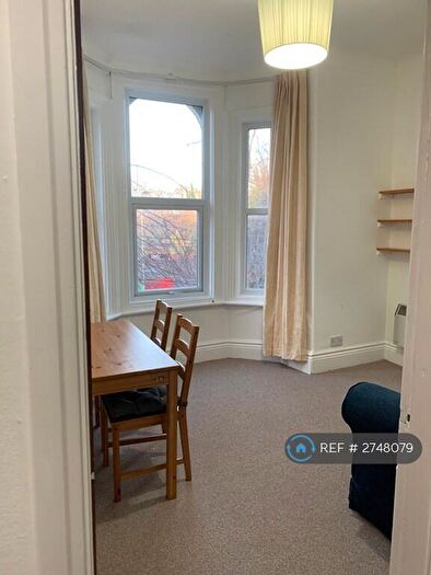 1 Bedroom Flat To Rent In Demesne Road, Manchester, M16