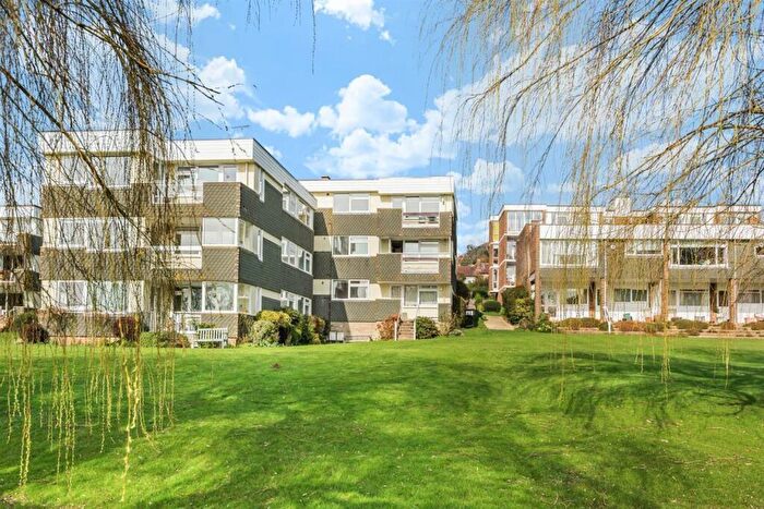 2 Bedroom Flat To Rent In Skeyne Drive, Pulborough, RH20