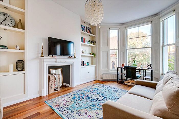1 Bedroom Flat To Rent In St. Michaels Gardens, London, W10