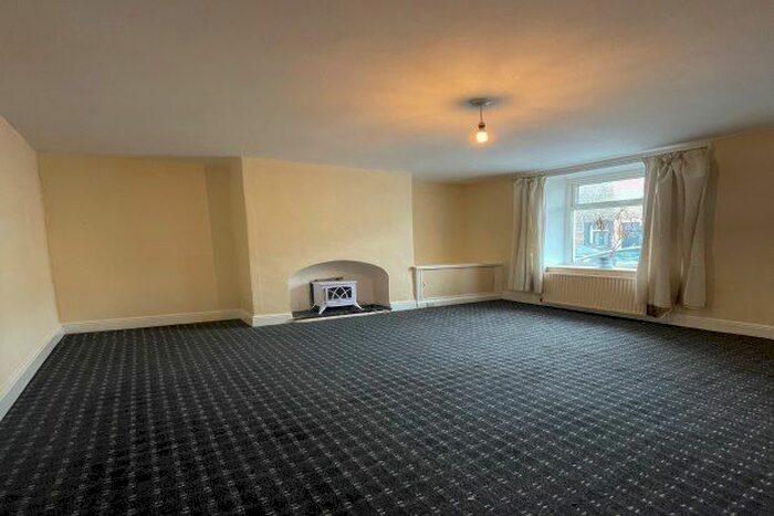 2 Bedroom Property To Rent In Towneley Street, Burnley, BB10