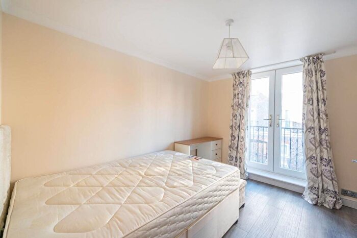 3 Bedroom House To Rent In Maple Mews, Maida Vale, London, NW6