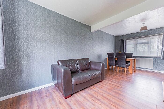 2 Bedroom Semi-Detached House For Sale In Queensway, Thetford, IP24