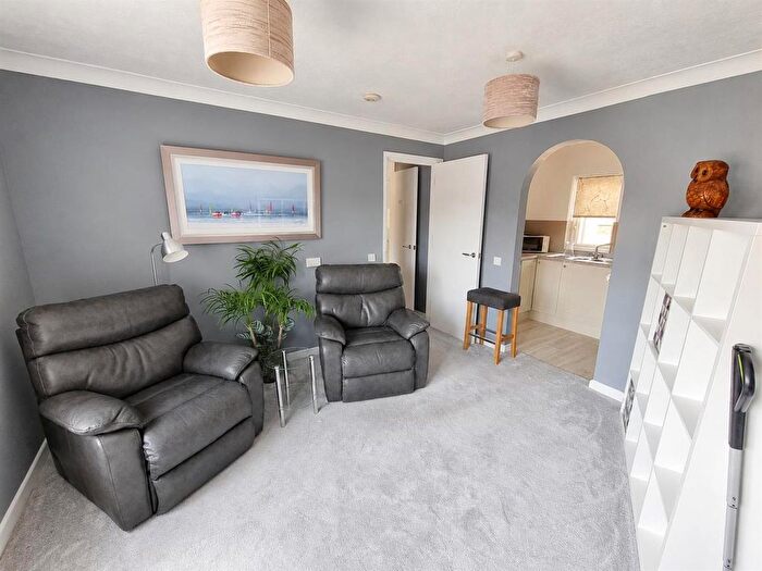 1 Bedroom Flat For Sale In Church Road, Alverstoke, Gosport, PO12