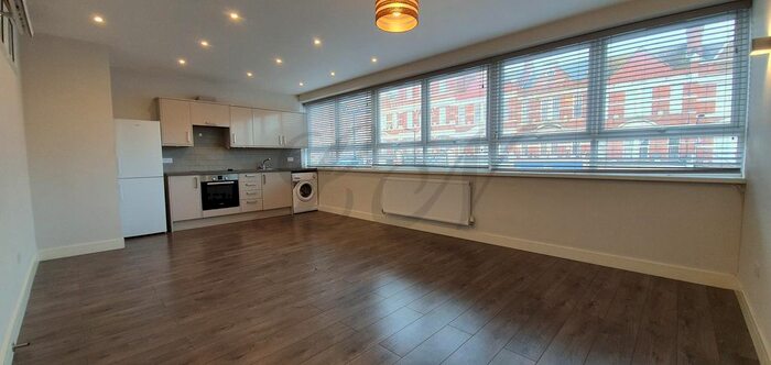 1 Bedroom Flat To Rent In Sydenham Road, Sydenham, SE26