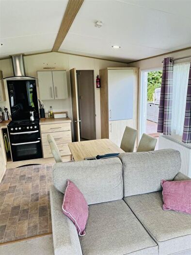 2 Bedroom Hotel For Sale In Webland Farm, Avonwick, TQ10