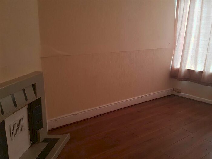 3 Bedroom Terraced House To Rent In Dogpool Lane, Stirchley, Birmingham, B30