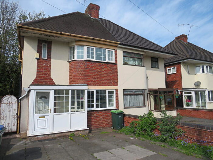 3 Bedroom House To Rent In Wolverhampton Road, Oldbury, B69