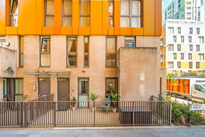 3 Bedroom Flat For Sale In Cable Walk, Greenwich, SE10