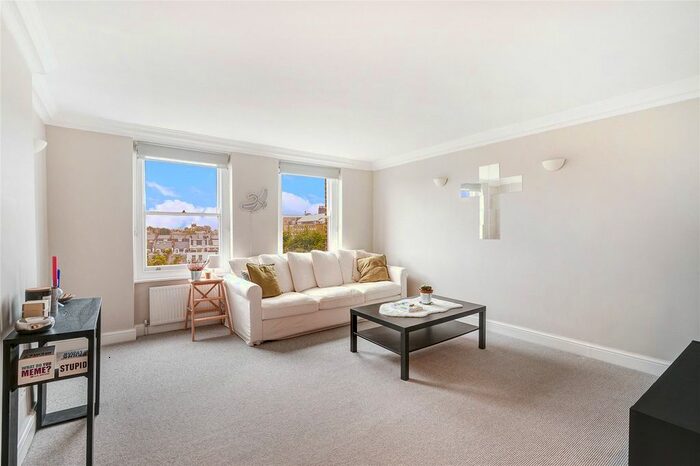 3 Bedroom Flat To Rent In Cranley Gardens, South Kensington, SW7