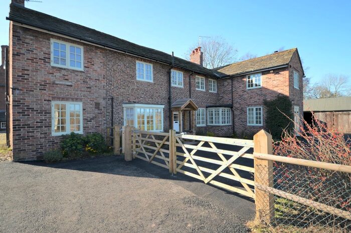 4 Bedroom Barn Conversion To Rent In Knutsford Road, Mobberley, Knutsford, WA16