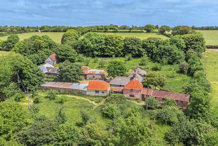 6 Bedroom Farmhouse For Sale In Hemyock, Cullompton, EX15