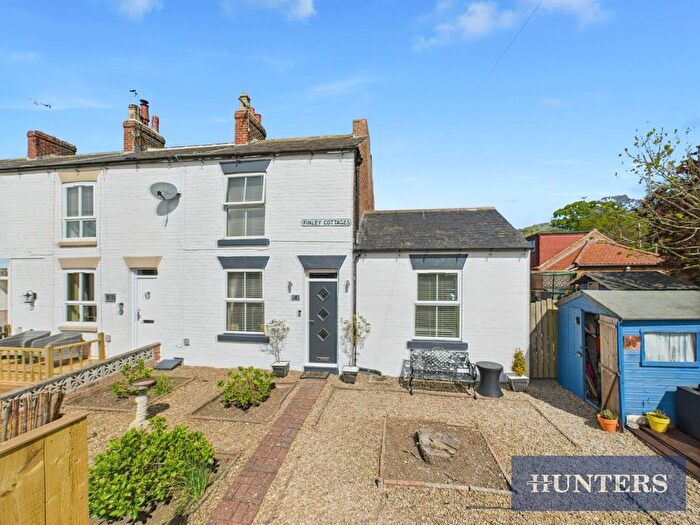 3 Bedroom Cottage For Sale In Finley Cottages, Sewerby, YO15