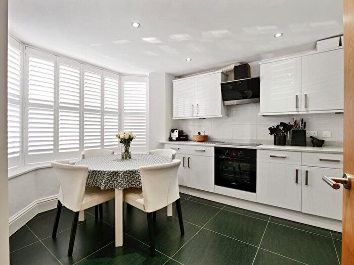 3 Bedroom House For Sale In Larkbere Road, London, SE26