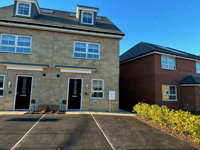 4 Bedroom Semi-Detached House To Rent In Tansy Road, Whittingham Preston, Lancashire, PR3