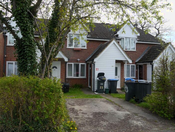 1 Bedroom Maisonette To Rent In Sandifield, Hatfield, AL10