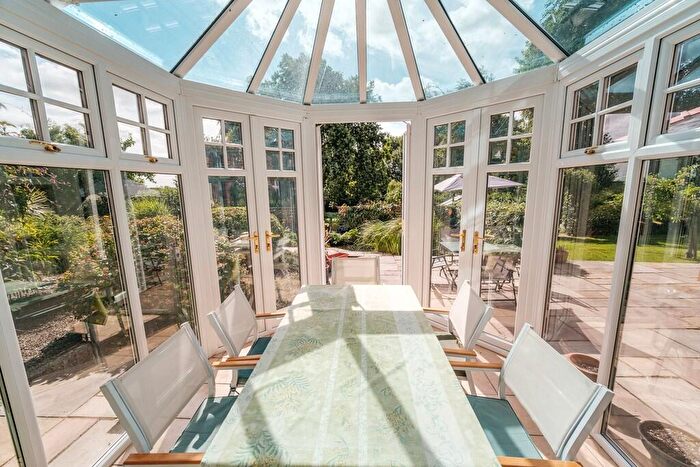 6 Bedroom Detached House For Sale In Tunstall, DL10