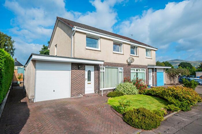 3 Bedroom Semi-Detached House For Sale In The Cleaves, Tullibody, Clackmannanshire, FK10
