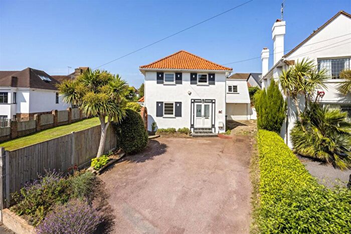 4 Bedroom House To Rent In Woodland Drive, Hove, BN3