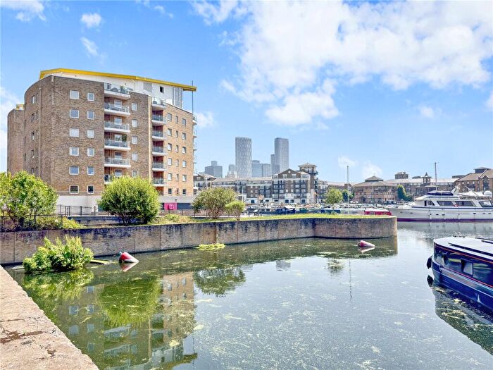 3 Bedroom Penthouse To Rent In Limehouse Basin, E14