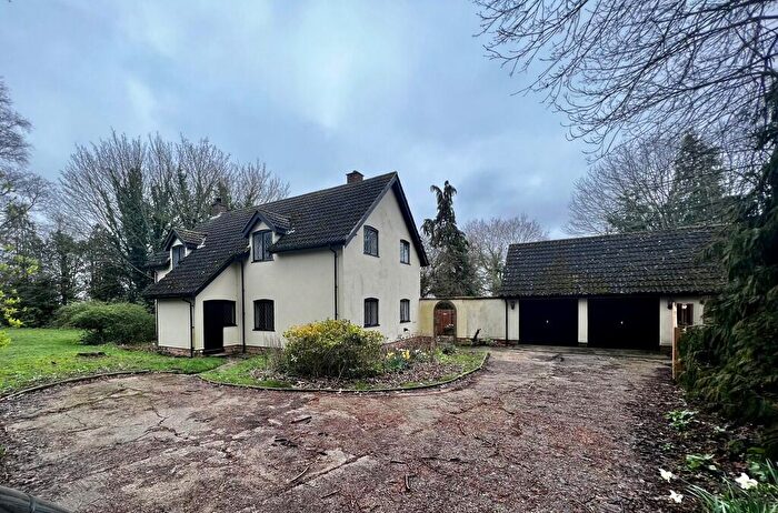 4 Bedroom Farm House To Rent In Bildeston Road, Ipswich, IP8