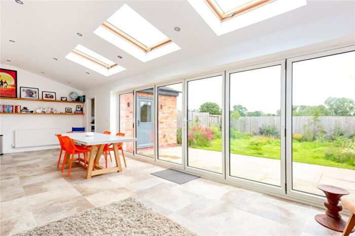 3 Bedroom Semi-Detached House To Rent In Abbeydale Cottages, Hoofield Road, Clotton Hoofield, Chester, CH3