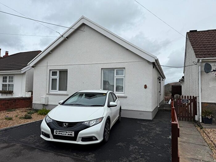 2 Bedroom Bungalow To Rent In Twyniago, Pontarddulais, Swansea, SA4