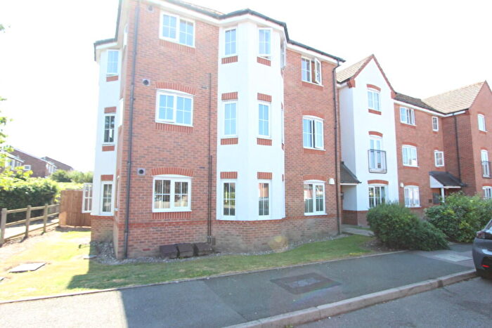 2 Bedroom Apartment For Sale In Oxford Grove, Chelmsley Wood, Birmingham, B37