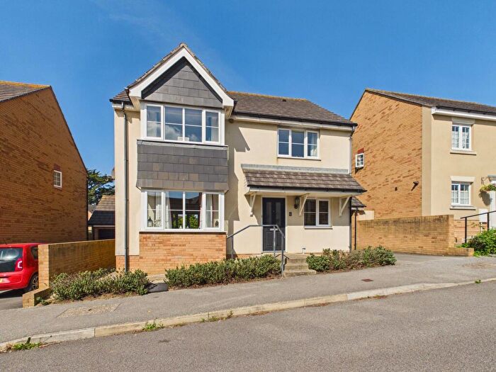 4 Bedroom Detached House For Sale In Shorelark Way, Bude, EX23