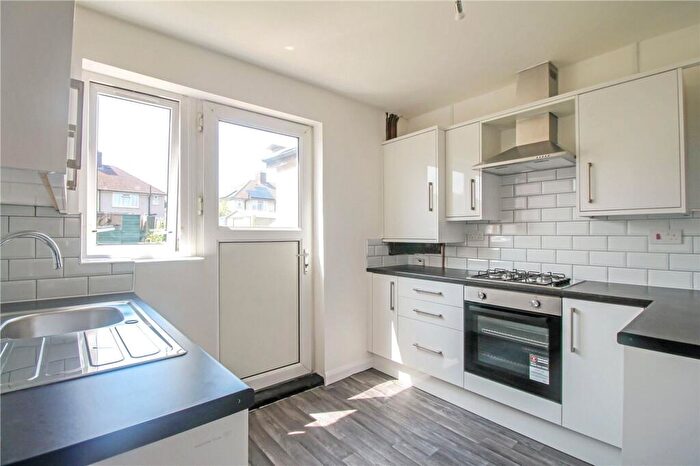 2 Bedroom Property To Rent In Hunters Hall Road, Dagenham, RM10