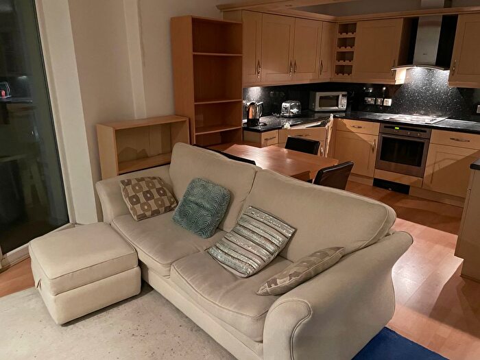 1 Bedroom Flat For Sale In The Quays, Salford, M50