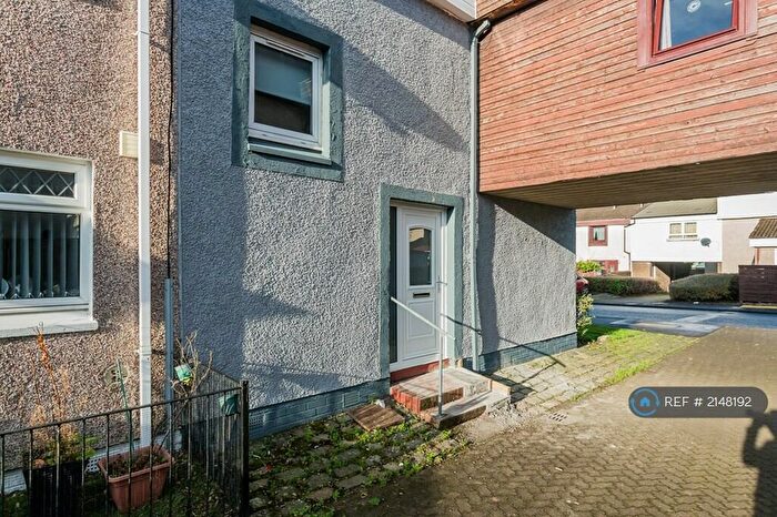 2 Bedroom End Of Terrace House To Rent In Park Green, Erskine, PA8