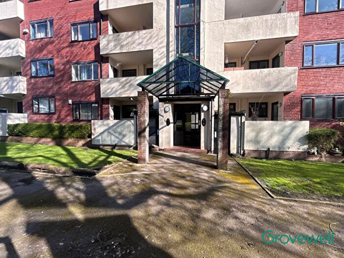 2 Bedroom Flat To Rent In Imogen Court, Asgard Drive, Salford, M5